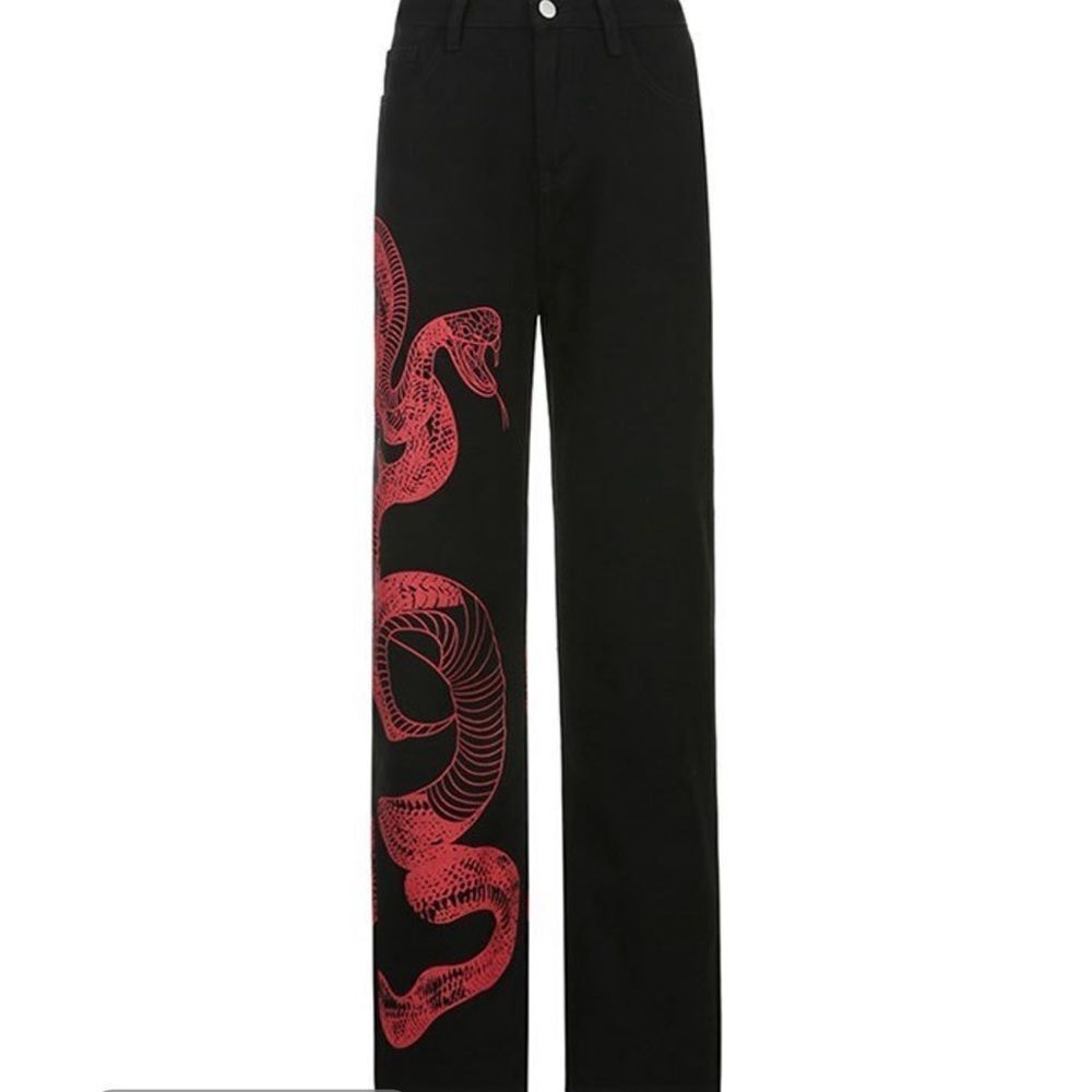 KClot Snake Print Boyfriend Jeans Black/Red S (28) NWT IN PACKAGE - Picture 4 of 7